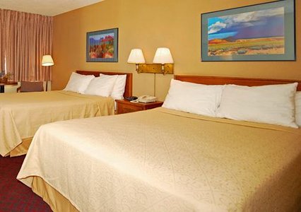 Quality Inn Kingman 02.[1]